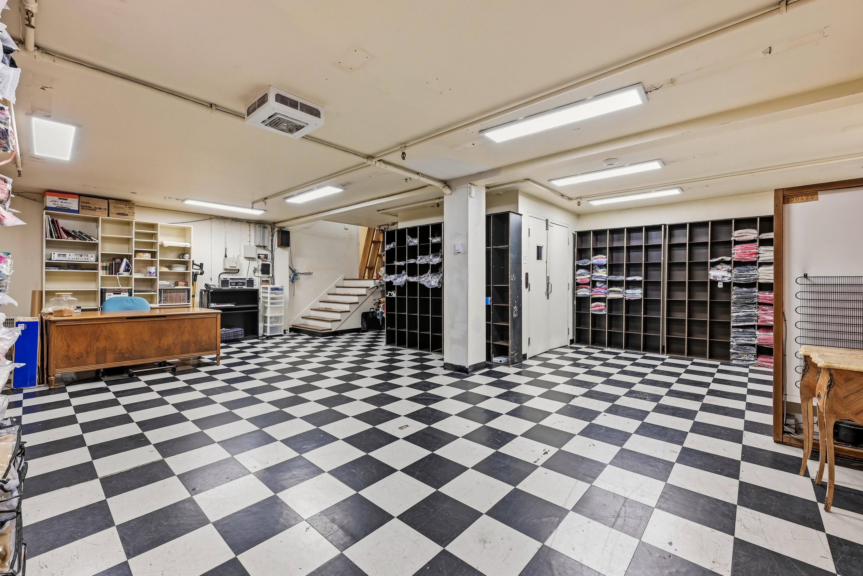 Warehouse Level